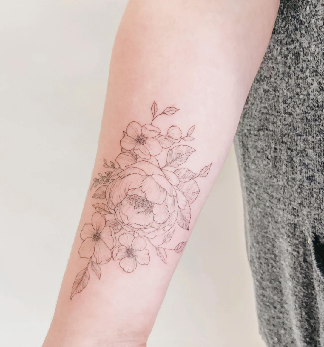 Louise Botterill on Tumblr: Inner arm ditch mandala I did today. #mandala  #mandalatattoo #dotwork #dotworktattoo #freshtattoo #newtattoo  #tattoosofinstagram...
